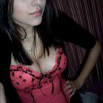 photo sexe femme infidèle aux nichons parfaits dans le 31